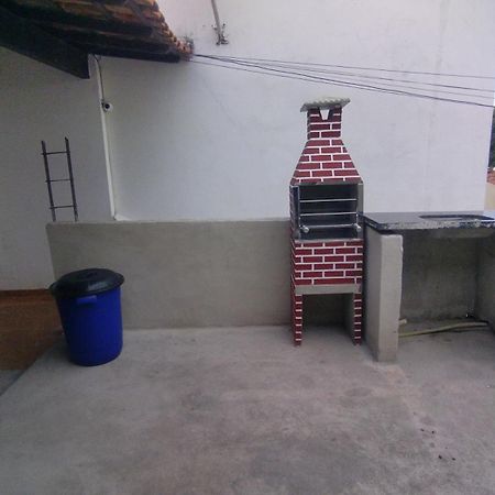 Casa 2 Quartos Em Cabo Frio Piscina E Area Gourmet Cantim Do Goiano Hospedagens Eksteriør billede